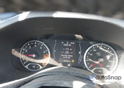 2018 Jeep Renegade Latitude 4X4 z USA, uszkodzony, nr VIN ZACCJBBB2JPH17306